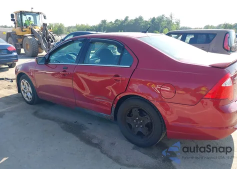 2010 Ford Fusion Se z USA, uszkodzony, nr VIN 3FAHP0HG3AR209319